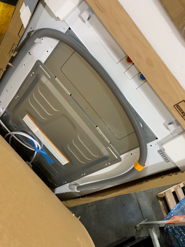 Photo 1 of Kenmore 4.5 cu. ft. Top Load Washer with Triple Action Impeller for Tough Dirt & Stains - Reduce Laundry Time with Accela Wash & Express Wash - LED - White