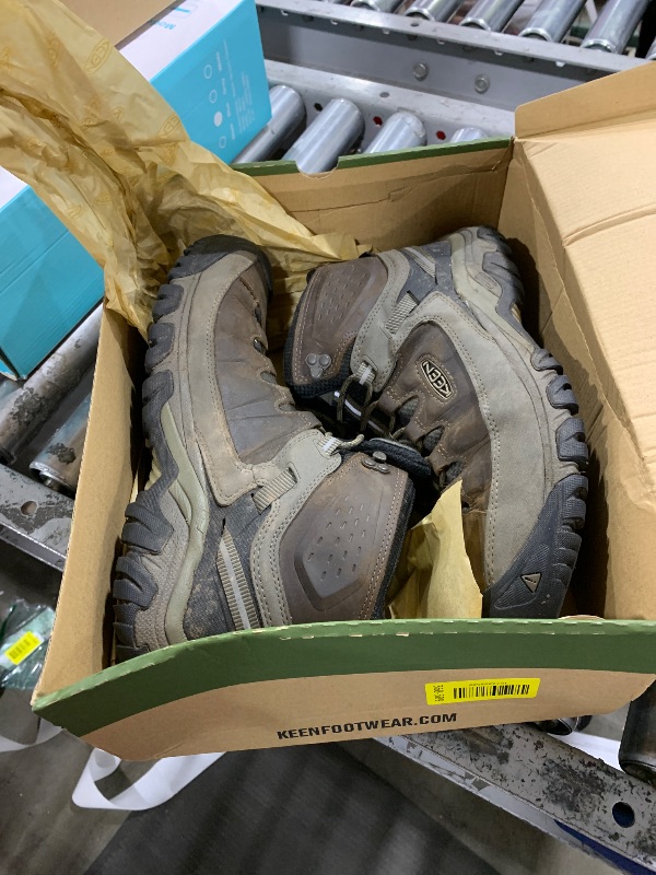 Photo 1 of KEEN Men's Targhee 3 Mid Height Waterproof Hiking Boots