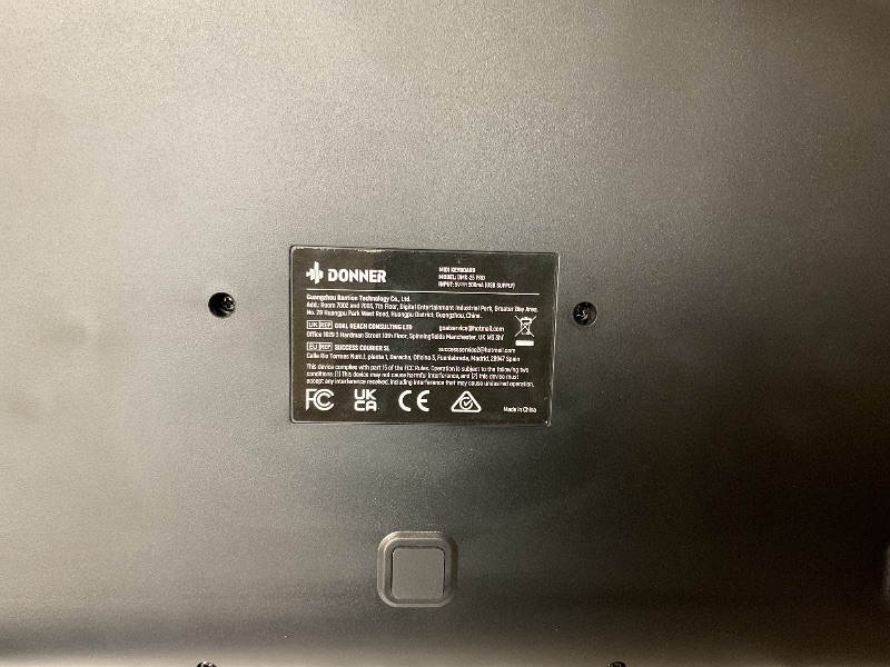 Photo 3 of VALETON GP-200 Multi-Effects Guitar/Bass Pedal with Expression, FX Loop, MIDI, Amp Modeling, IR Cab Simulation, Stereo, USB Interface