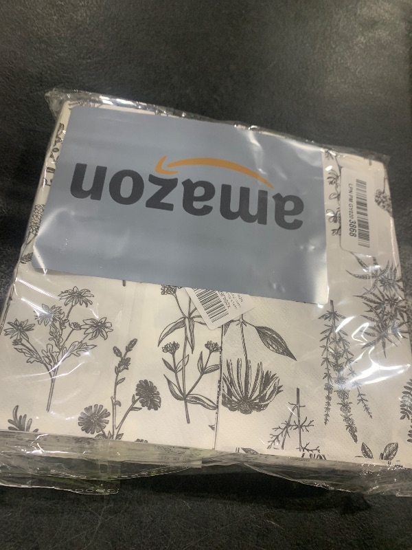 Photo 1 of 100PCS Black Floral Paper Napkins 3 Ply Disposable Hand Towels for Bathroom Vintage Wildflower Guest Napkins Black and White Wild Flower Dinner Napkins for Wedding Birthday Spring Summer Party