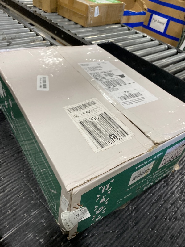 Photo 1 of CHESUR White Ceiling Fans with Lights - 46" Low Profile Ceiling Fan Lights with 5 Blades, Modern Ceiling Fan with Lights and Remote/APP, Dimming, 3CCT, Fan Light Fixture for Indoor Covered Outdoor