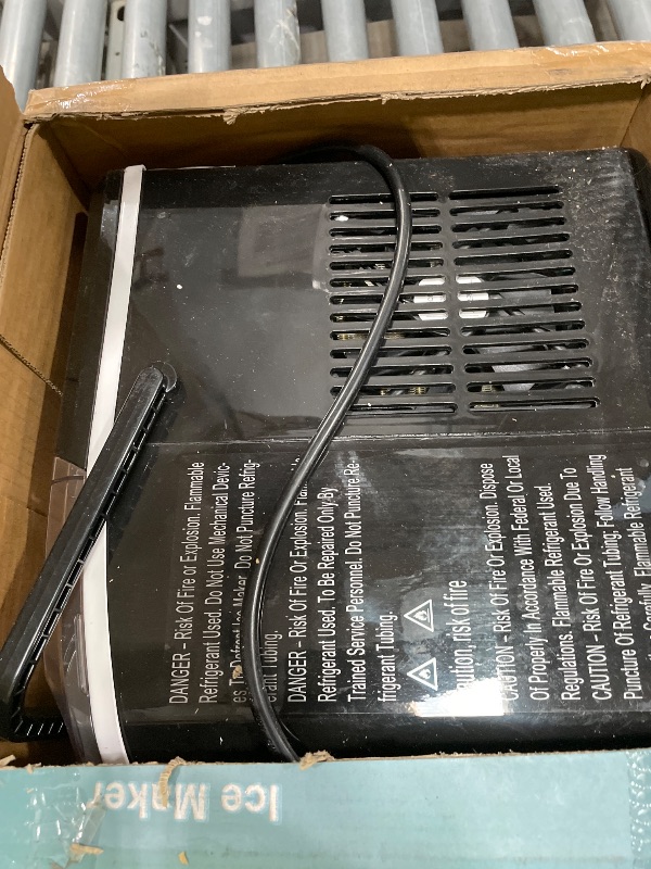 View 3 of **MISSING LID** NEWBULIG Portable Countertop Ice Maker with Handle