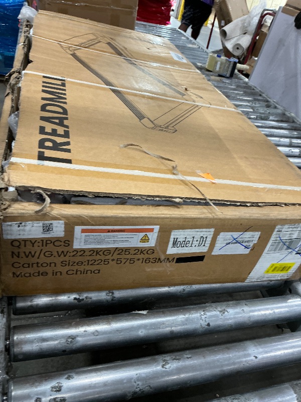 Photo 1 of *** check comments***. Trisomy Walking Pad Treadmill with 15% Auto Incline