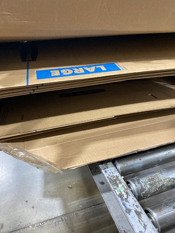 Photo 1 of
Hero image 0 of SmoothMove Prime Moving and Storage Boxes, Regular Slotted Container (RSC), 24" x 18" x 18", Brown Kraft/Blue, 6/Carton, 0 of 3
Visit the Bankers Box Store
SmoothMove Prime Moving and Storage Boxes, Regular Slotted Container