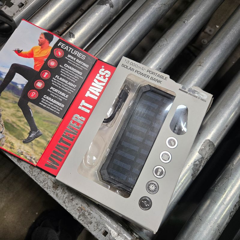 Photo 1 of 10000 MAH solar power bank