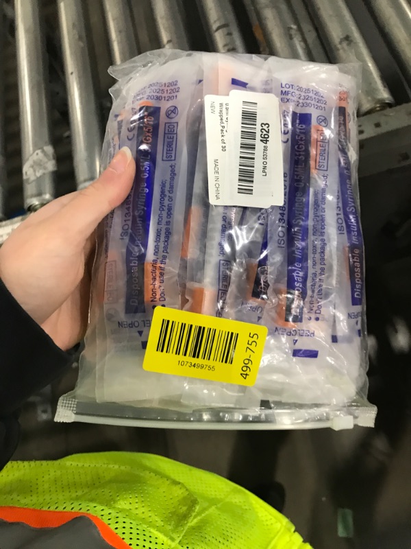 Photo 1 of 0.5ml Syringe with Needle,31G 0.5cc 5/16 Inch 8mm Needle and Syringe,Individually Wrapped,Pack of 30