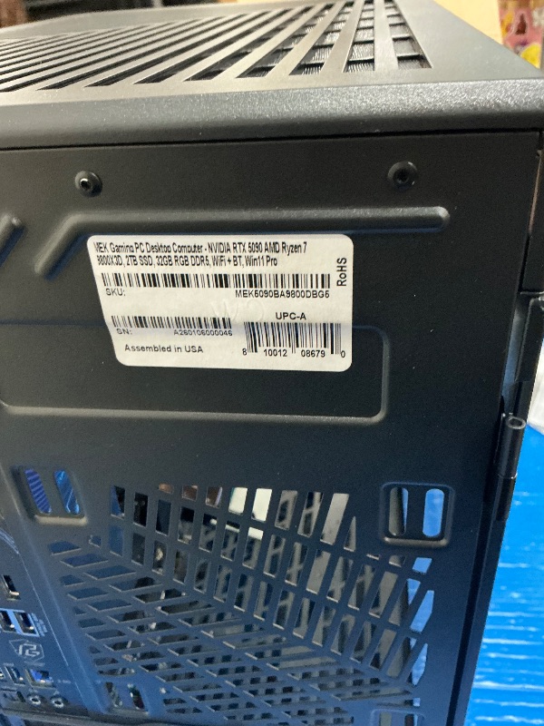 Photo 1 of ***** DOES NOT WORK***** FOR PARTS ONLY**** CHECK PHOTOS/COMMENTS***.      ZOTAC MEK Gaming PC Desktop, NVIDIA GeForce RTX 5090 32GB GDDR7, AMD Ryzen 7 9800X3D Up to 5.2GHz, 32GB DDR5, 2TB NVMe SSD, 1200W 80+ Gold PSU, WiFi 7, Windows 11 Pro