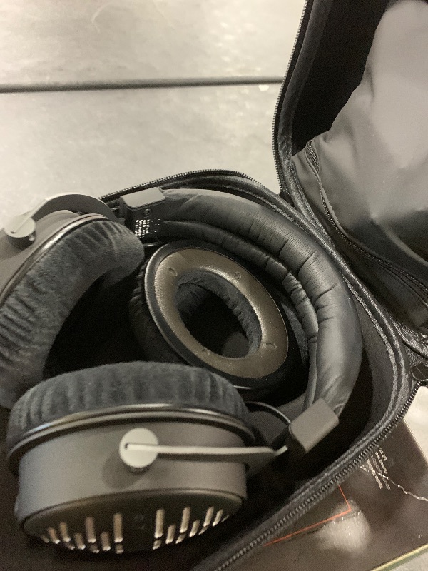 Photo 1 of beyerdynamic DT 1990 Pro, Black (Dt1990 (Renewed)