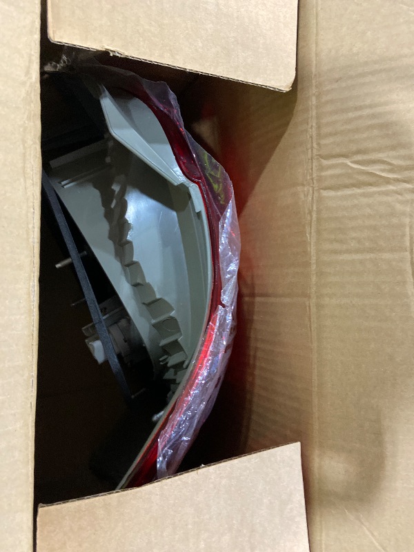 Photo 1 of Thomletha LH Driver Side Tail Light Replacement for Toyota Yaris Sedan 2007-2012 Tail Lamp 8156152550 TO2818133