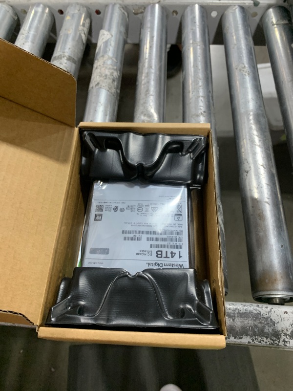 Photo 1 of Western Digital 14TB Ultrastar DC HC530 SATA HDD - 7200 RPM, SATA 6 Gb/s, 512MB Cache, 3.5" - WUH721414ALE604 (Renewed)