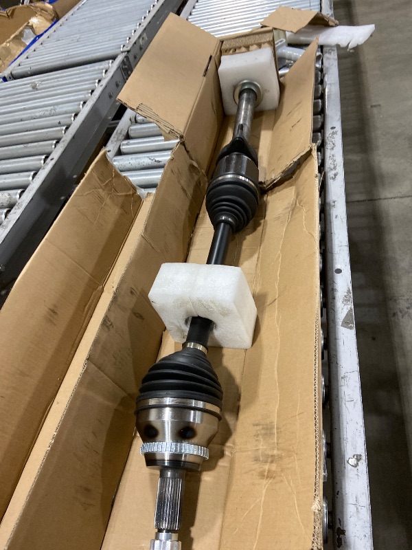 Photo 1 of CV AXEL SHAFT UNKNOWN MAKE AND MODEL