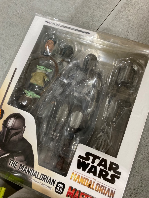 Photo 1 of ????????(MEDICOM TOY) MAFEX No.200 The Mandalorian Ver. 2.0, Total Height: Approx. 6.3 inches (160 mm), Non-scale, Painted Action Figure