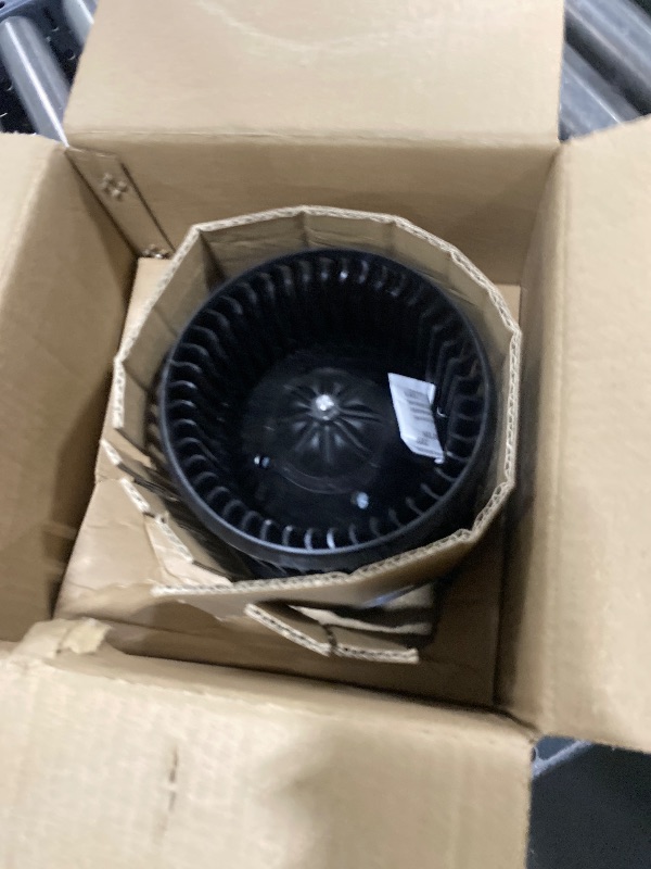 Photo 1 of HVAC Heater Blower Fan Motor w/Brushless Motor Replacement for Kenworth 2013-2017 T170 T270 T370 & Peterbilt Pete 579 Blower Motor # W205700800 CR705001 CR705003 1504123