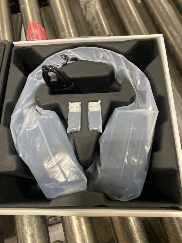 Photo 1 of Turtle Beach Stealth 700 Gen 3 Wireless Multiplatform Amplified Gaming Headset for PS5, PS4, PC, Mobile – 60mm Drivers, AI Noise-Cancelling Mic, Bluetooth, 80-Hr Battery, Dual Transmitters – Black