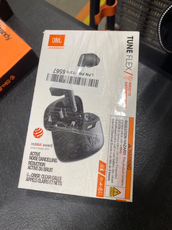 Photo 1 of JBL Tune Flex - True Wireless Noise Cancelling Earbuds (Black), Small
