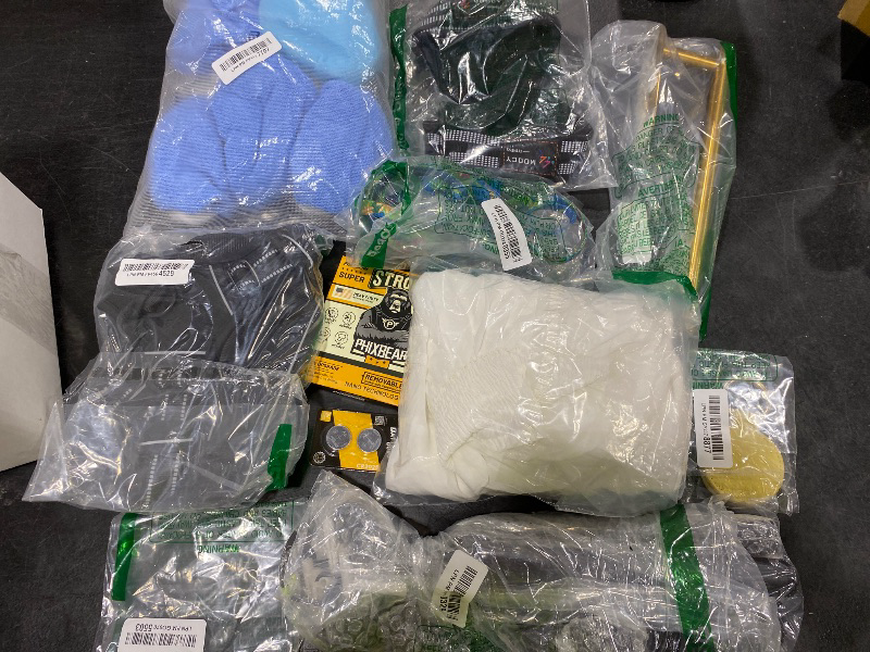Photo 1 of Box lot of miscellaneous items  