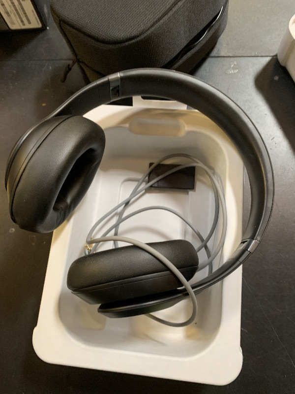 Photo 1 of Beats Studio Pro - Premium Wireless Over-Ear Headphones- Up to 40-Hour Battery Life, Active Noise Cancelling, USB-C Lossless Audio, Apple & Android Compatible - Black