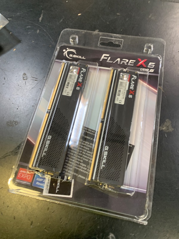 Photo 1 of MEM 2 * 16G|GSK F5-6000J3636F16GX2-FX5