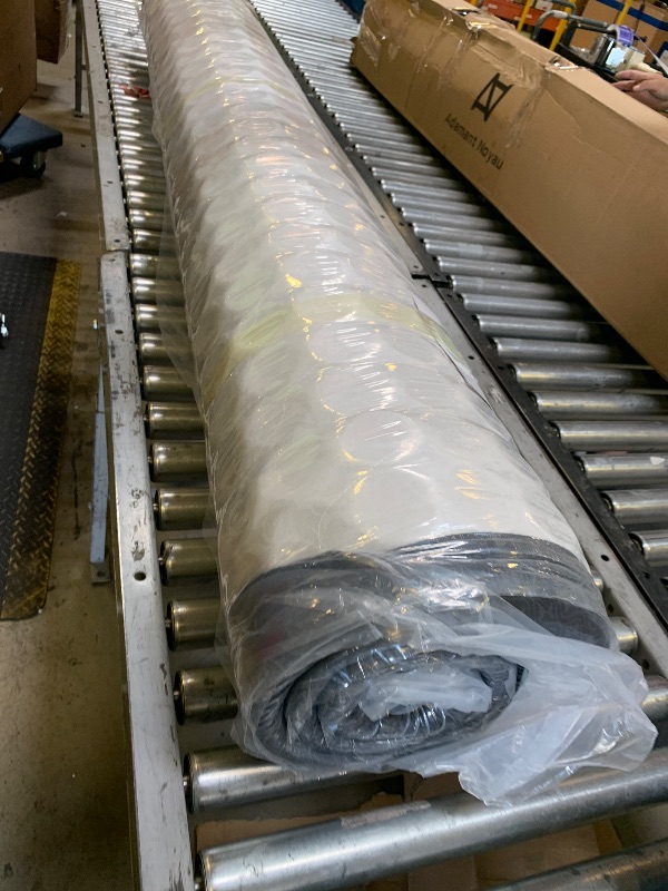 Photo 1 of King Mattress,14 Inch King Size Hybrid Mattress in a Box,Medium Firm King Size Mattress Memory Foam,with Individual Pocket Spring for Motion Isolation & Silent Sleep & Pressure Relief, CertiPUR-US