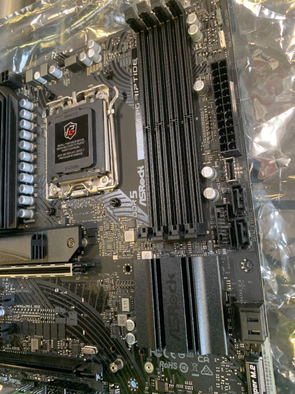 Photo 1 of ASRock B650M PG Riptide AMD Ryzen 7000 Series Processors Motherboard