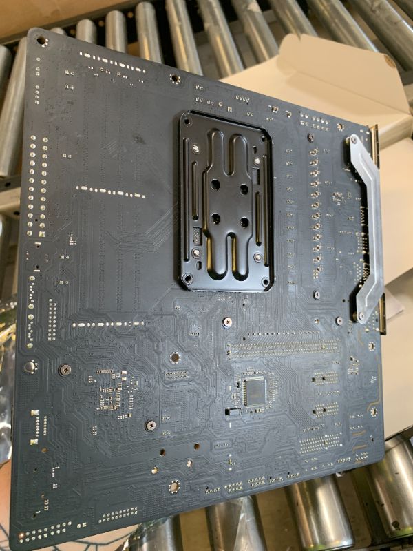 Photo 1 of ASRock B650M PG Riptide AMD Ryzen 7000 Series Processors Motherboard