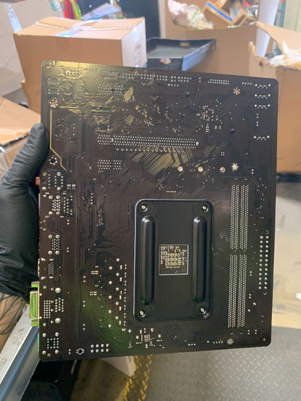 Photo 1 of Gigabyte A520M S2H (AMD Ryzen AM4/MicroATX/4+3 Phases Digital PWM/Gigabyte Gaming GbE LAN/NVMe PCIe 3.0 x4 M.2/3 Display Interfaces/Q-Flash Plus/RGB Fusion 2.0/Motherboard)