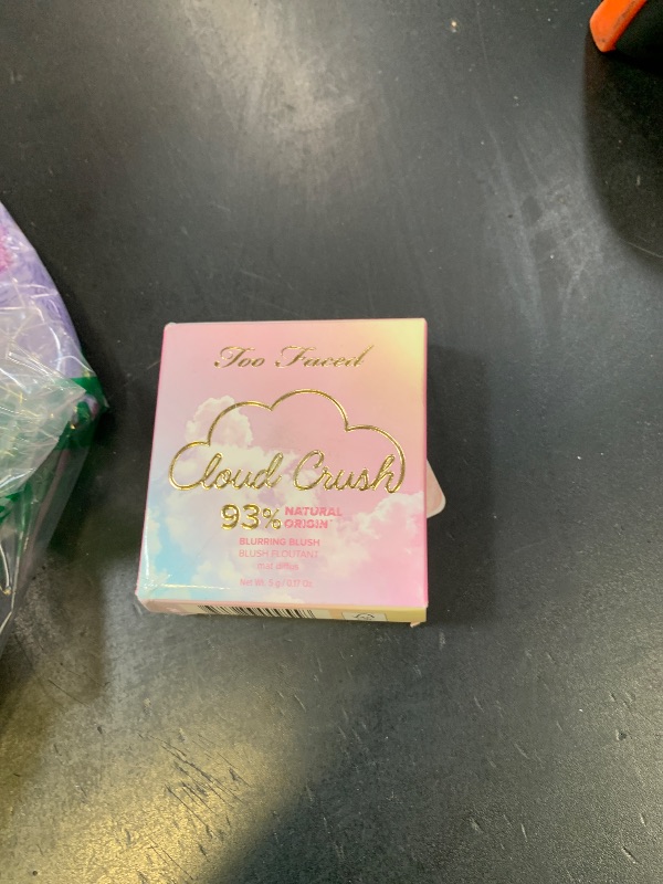 Photo 1 of Too Faced Cloud Crush Blurring Blush | Velvety Powder Blush for Cheeks with High-Pigment Formula | 93% Naturally Derived Ingredients, Vegan & Cruelty-Free, Candy Clouds, 0.17 Ounce