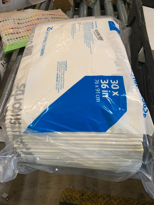 Photo 1 of Medline Ultrasorbs Drypads, 30" x 36", 25 Count, Super Absorbent Disposable Bed Pads, Large Incontinence Bed Pads, Chucks Protective Underpads, 10 Times More Absorbent, For Adults, Elderly