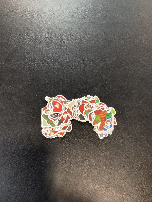 Photo 1 of 500 pcs Christmas themed stickers
