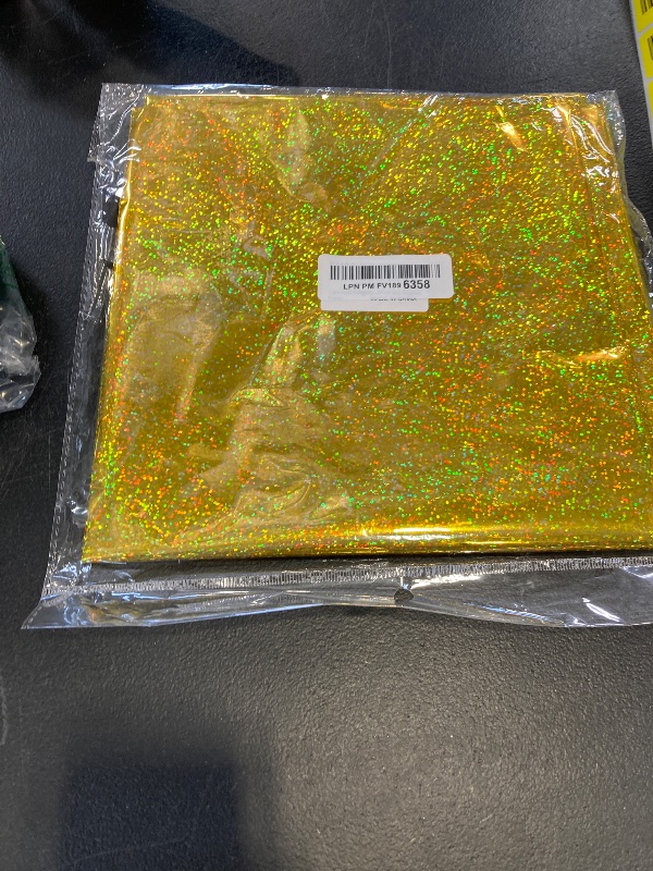Photo 1 of 1 pcs Gold Holographic Party Tablecloths 40" x 108" Laser Shiny Table Cloths Plastic Glitter Foil Table Cover for Christmas Wedding Graduation Baby Shower 1920s Birthday Party Anniversary Supplies