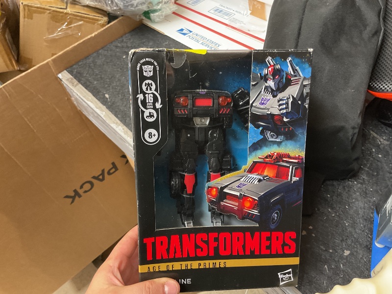 Photo 1 of Transformers Age of The Primes Flatline, Voyager Class 7-Inch Converting Action Figure, Robot Toys for Ages 8+
