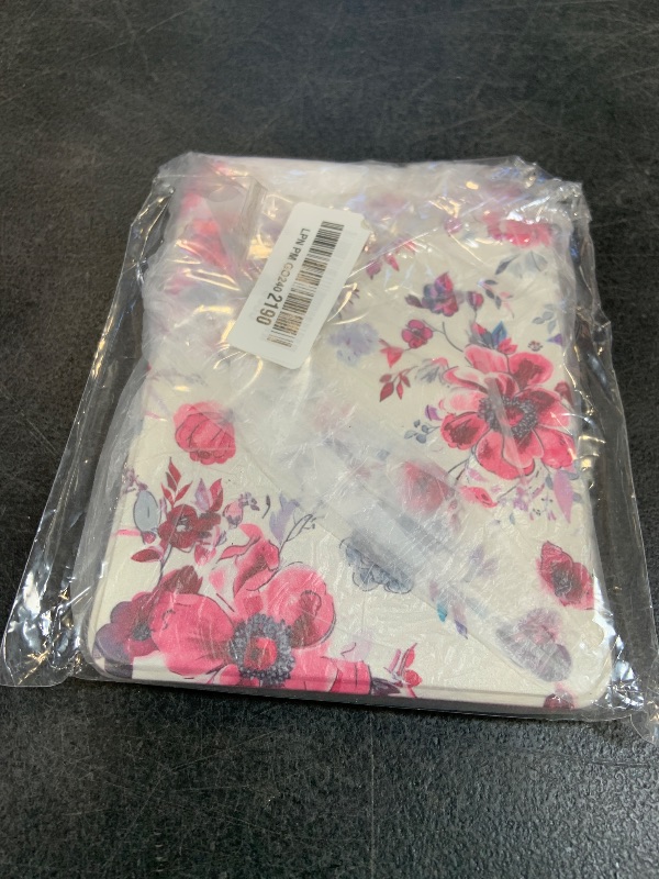 Photo 1 of Famavala Transparent Case for 7" Amazon Kindle Paperwhite Signature Edition (12th Generation, 2024 Release) and Kindle Colorsoft Signature Edition (1st Gen), Clear Back Cover (Rose Floral)