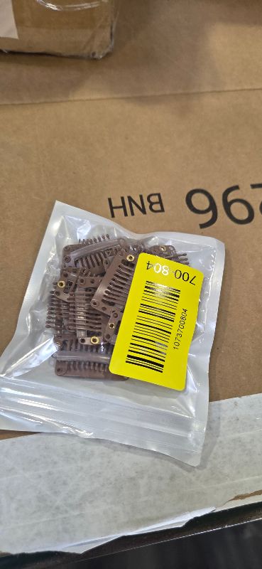 Photo 1 of 20pcs Metal Snap Clips for Hair Extensions DIY Clip in on Hair Extension Wigs 9 Teeth 32mm 1.2g/pc Black Brown Beige Color (Light Brown)