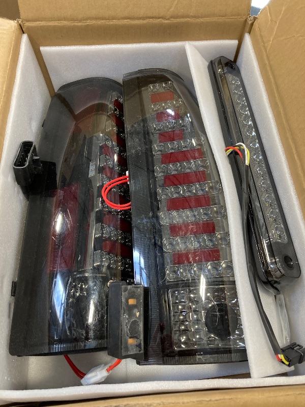 Photo 1 of Tail Light + 3rd Third Brake Cargo Lamp for Chevy & GMC C1500 K1500 1988-1999; Chevy & GMC C2500 C3500 K2500 K3500 1988-2000, Chevy Blazer 1992-1994, Silverado 1994-1998 DOT Certified Rear Taillight