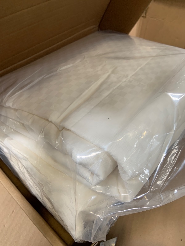 Photo 1 of CUDDLE DREAMS Wool Comforter Duvet Insert, 100% Australian Wool Filling with Soft Noiseless Cotton Shell, Natural Warmth (Lightweight for Summer, King)
