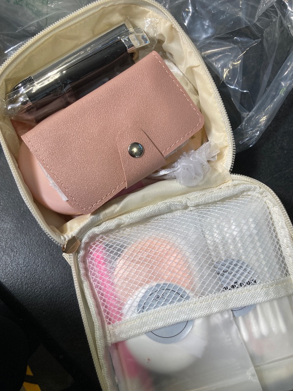 Photo 1 of beauty accesories