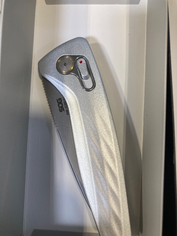 Photo 1 of SOG ONE ZERO AU? / 3.1" DROP POINT BLADE/BOX/SILVER + CHROME