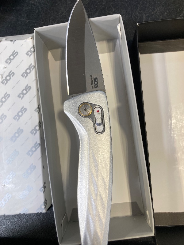 Photo 1 of SOG ONE ZERO AU? / 3.1" DROP POINT BLADE/BOX/SILVER + CHROME