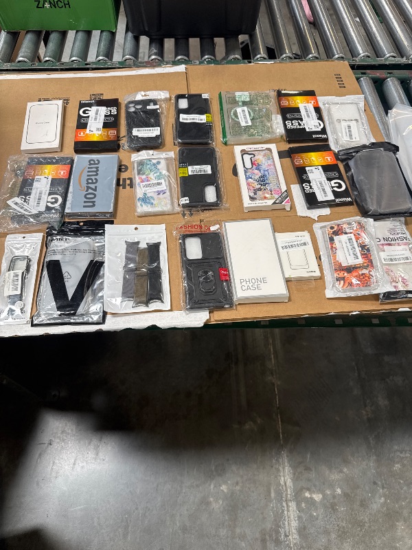 Photo 1 of Bag Lot Misc Phone Cases