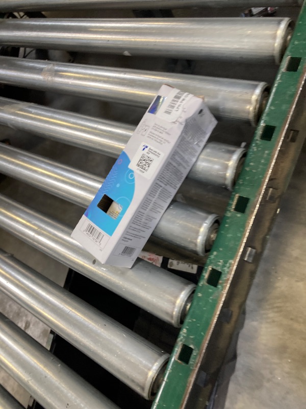 Photo 1 of LG LT1000P - 6 Month / 200 Gallon Capacity Replacement Refrigerator Water Filter (NSF42, NSF53, and NSF401) ADQ74793501, ADQ75795105, AGF80300704, or AGF80300705 White