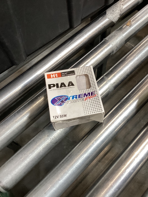 Photo 1 of Piaa 11655 H1 Xtreme White Plus High Performance Halogen Bulb, (Pack of 2)