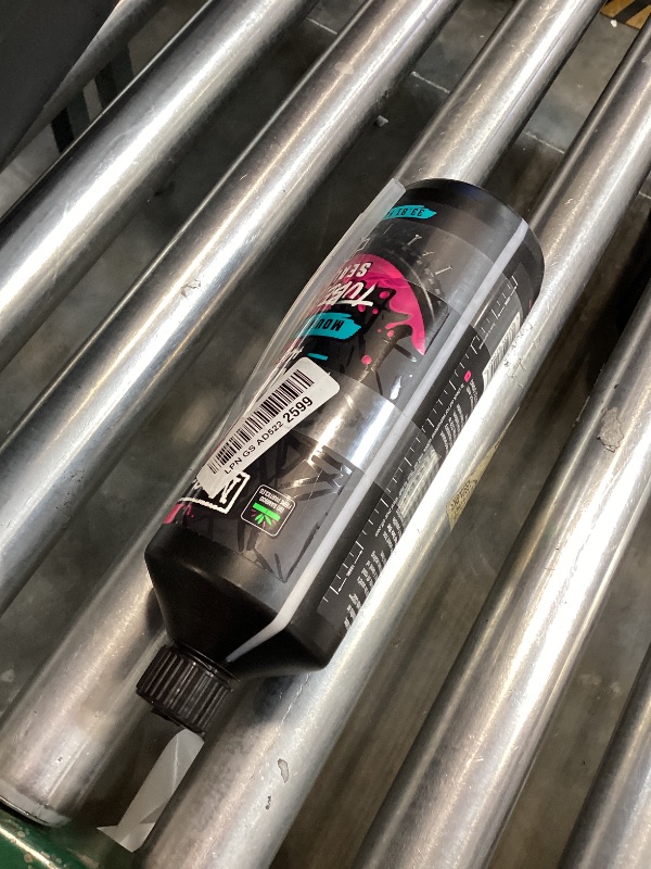 View 2 of Muc-Off No Puncture Hassle Tubeless Sealant, 1 Liter - Advanced Bicycle Tyre Sealant with UV Tracer Dye that Seals Tears and Holes Up to 6mm (1 Liter (Pack of 1))