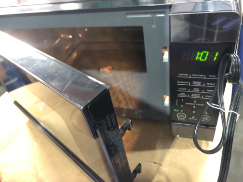 Photo 1 of ***MISSING CENTER PLATE***
Galanz countertop microwave oven