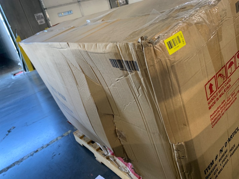 Photo 1 of ***FACTORY SEALED******TRUCK/TRAILER PICKUP ONLY*** Picket House Furnishings Grayson Dresser - Grey Oak
