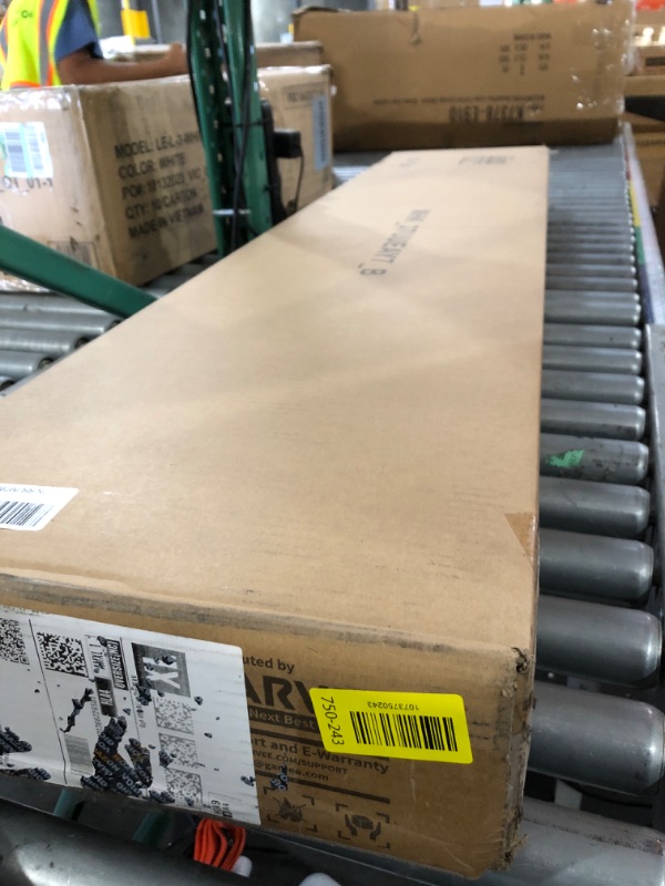 Photo 1 of ****************INCOMPLETE ITEM, THIS IS ONLY THE LEGS/FRAME, BOX WITH TABLE TOP NOT INCLUDED**************
GarveeHome 63-83" Extendable Dining Table, Industrial Rectangular Dining Room Table for 6-8 People, Expandable Kitchen Table with Heavy Duty Metal