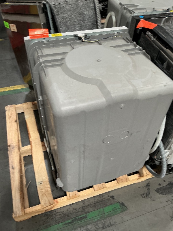Photo 1 of ***PARTS ONLY***
GE® 24" White Front Control Built-In Dishwasher