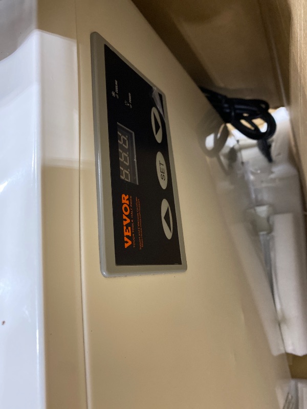 Photo 1 of **VERY DAMAGED AND DENTED TOP, MISSING HOSE CONNECTIONS**VEVOR Aquarium Chiller 500 Gallon, 1-1/2 HP Water Chiller for Hydroponics, Fast Cooling for Fish Tank,Axolotl,Coral Reef,Quiet Refrigeration Compressor, Titanium Evaporator,Complete Fittings