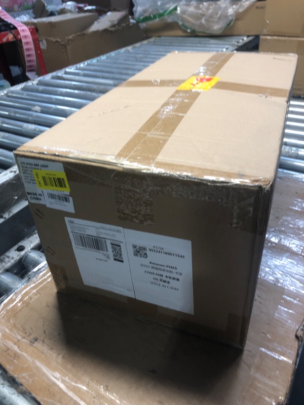 Photo 1 of ***FACTORY SEALED***BEILBS UFO LED High Bay Light, 200W LED Shop Lights, 0-10V Dimmable 30000LM 5000K, 60%-100% Power Selectable Bay Light for Warehouse Factory Barn Shop Workshop Garage Gym, 4 Pack