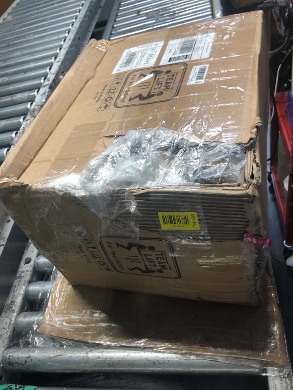 Photo 1 of ***FACTORY SEALED***Bakepacker 600-Pack Small Size Gift Paper Bags with Handles Bulk 8.3"x6"x3.15" Black Party Kraft Shopping Bags