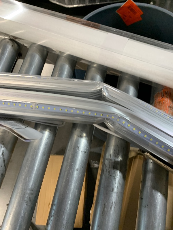 Photo 1 of ***DAMAGED - SEE NOTES/PICTURES***
SHOPLED 8FT 100W 15000LM 6000K Cool White High Output Linkable T8 Tube Fixtures, V-Shaped, 8 Foot Lights for Garage, Warehouse, 4 Pack